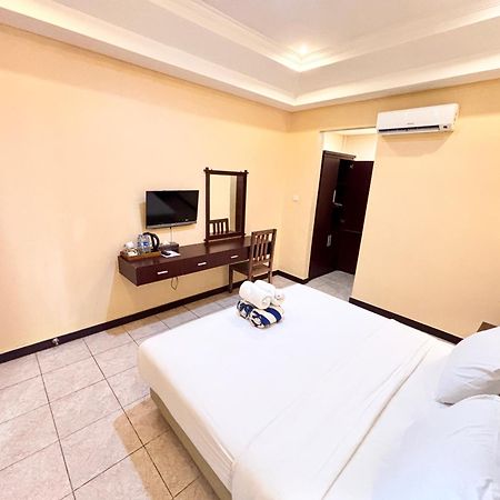 Segara Agung Boutique Hotel Санур Экстерьер фото