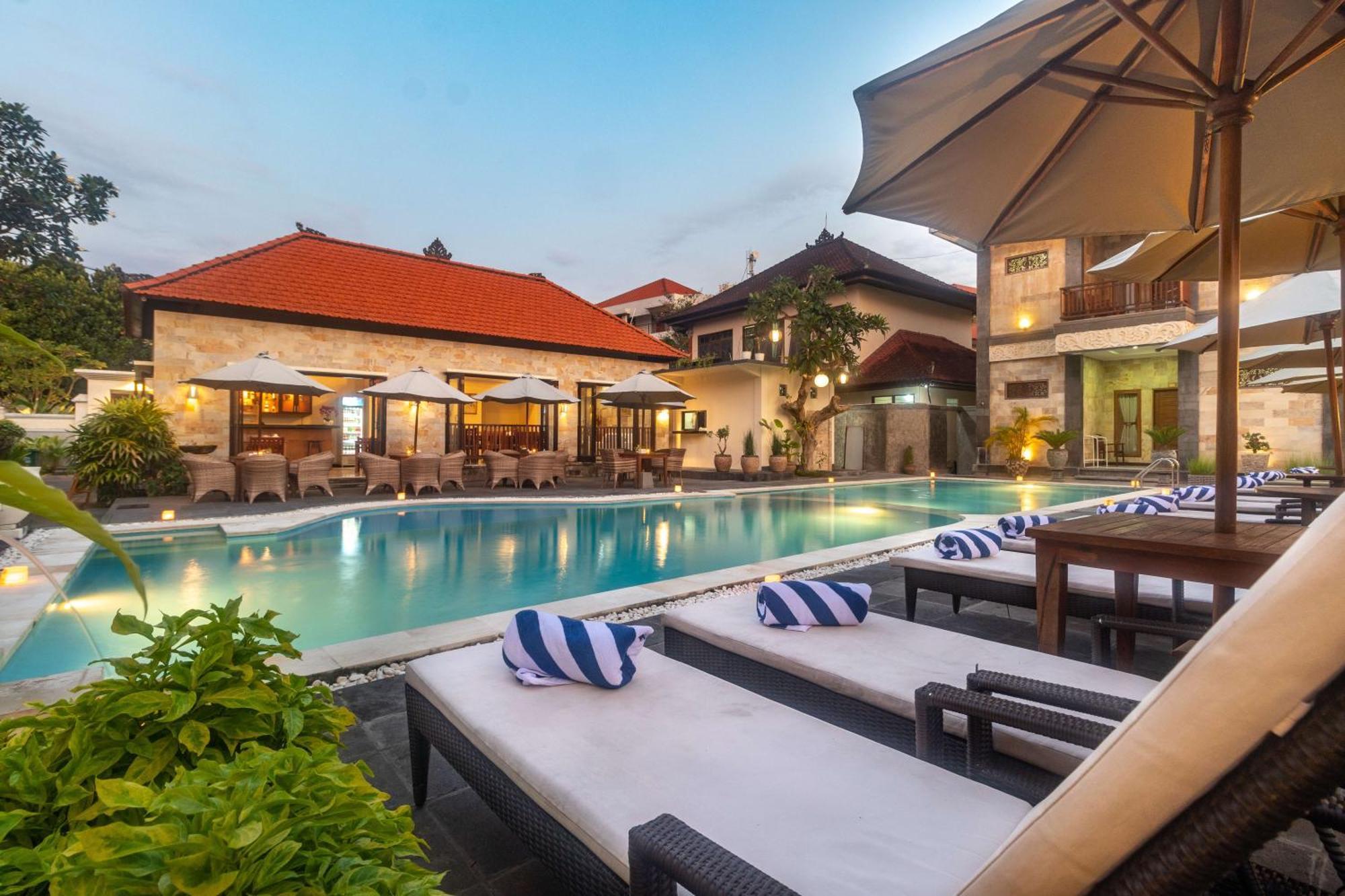 Segara Agung Boutique Hotel Санур Экстерьер фото