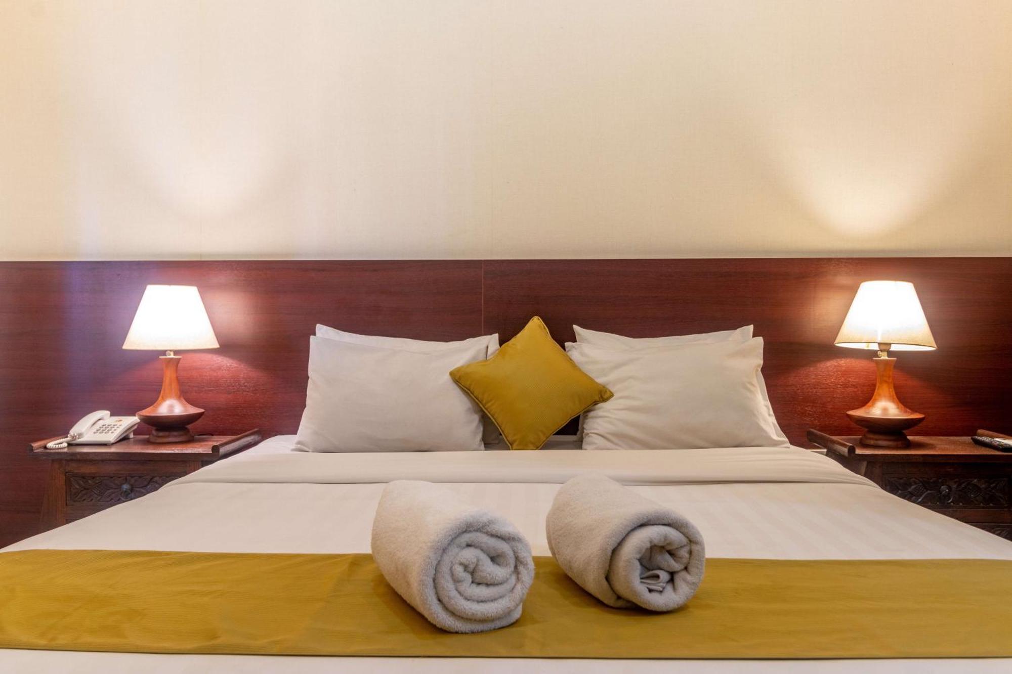 Segara Agung Boutique Hotel Санур Экстерьер фото